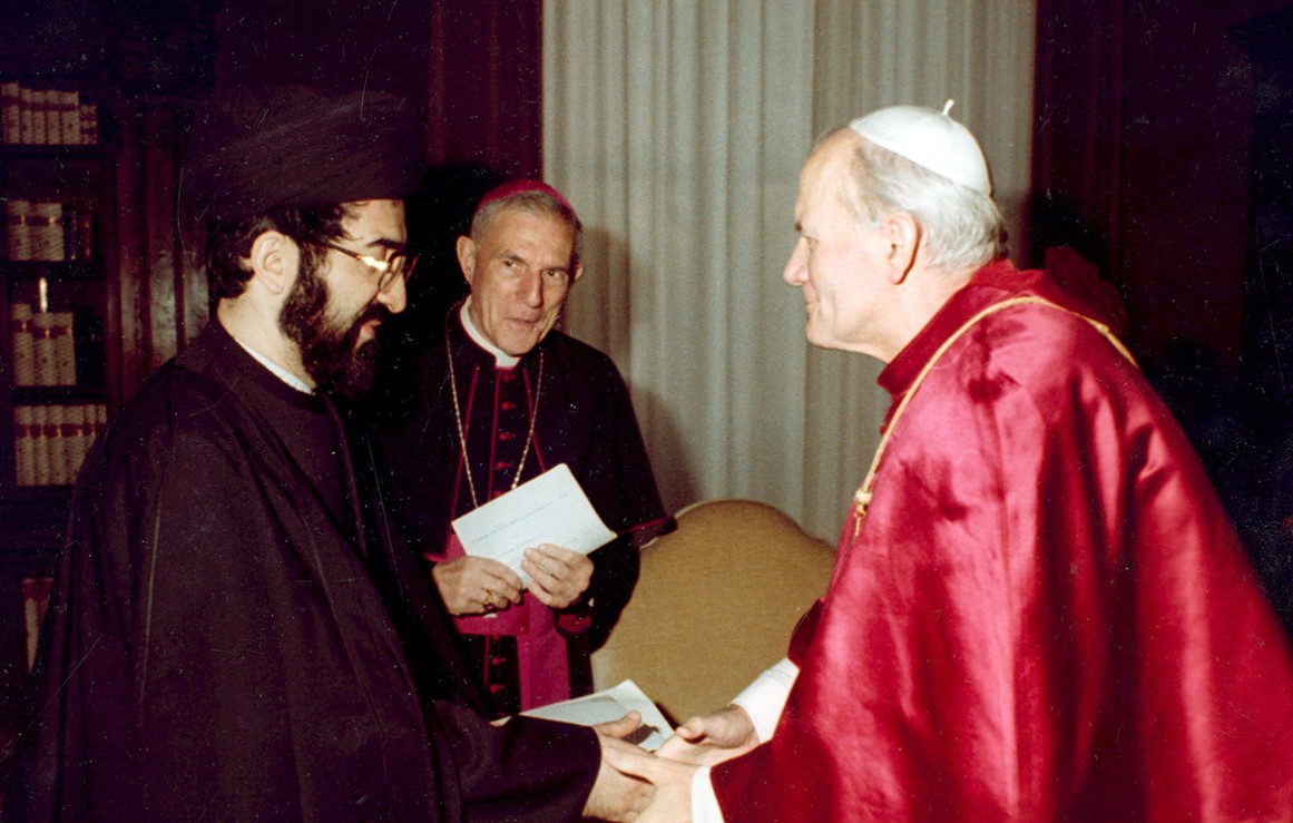 ماجرای پیام امام خمینی برای پاپ ژان پل دوم